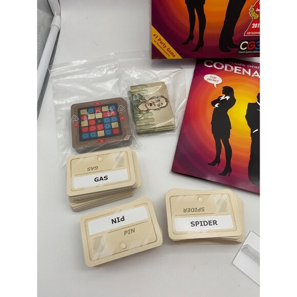 Vlaada Chvatil Codenames Board Game - Picture 4 of 6